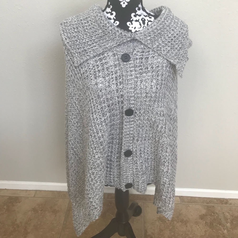 Steve Madden Poncho NWT